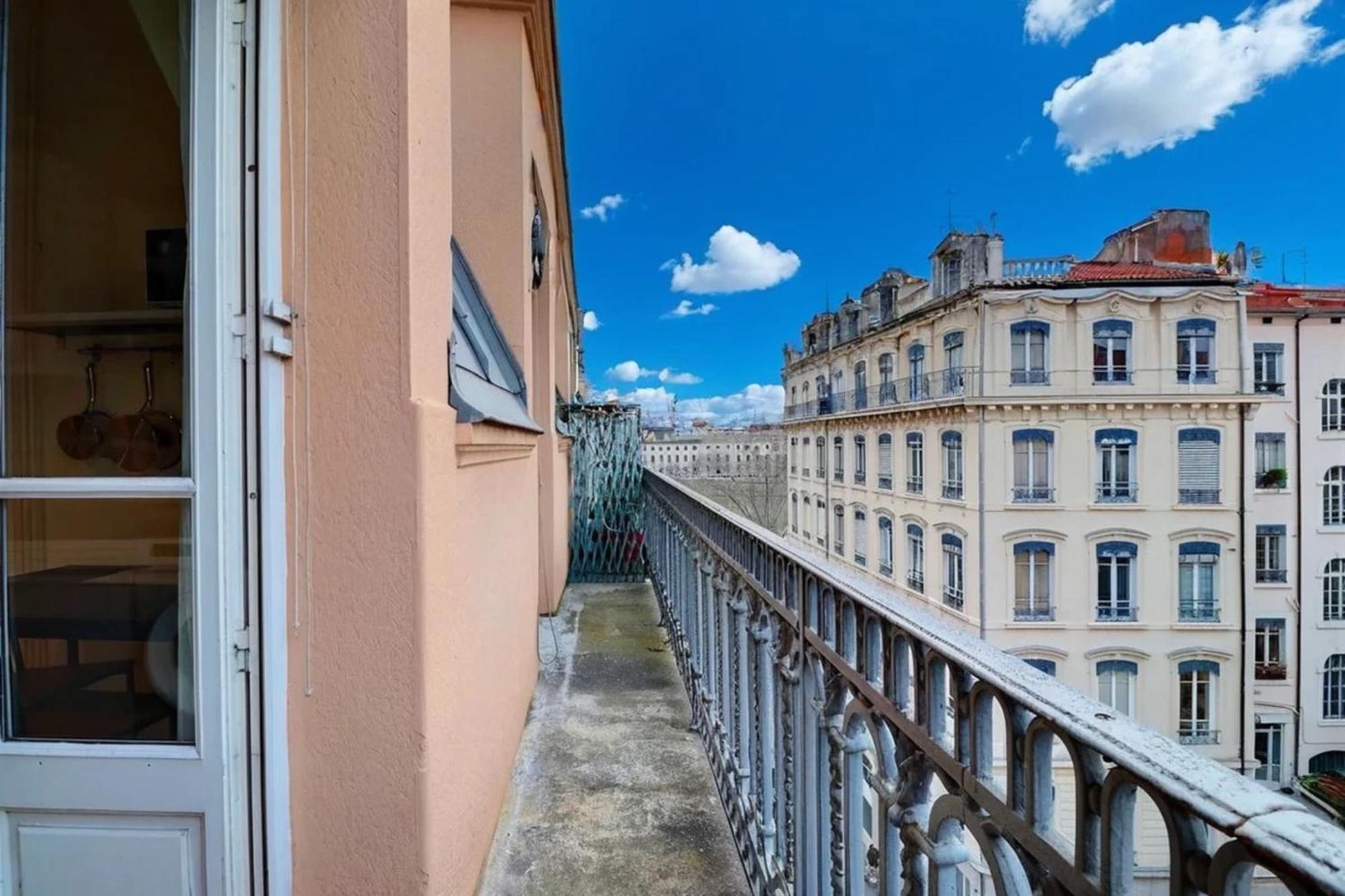 Chaponnay - Superb T2 Apartment - Lyon 3Rd Exterior photo